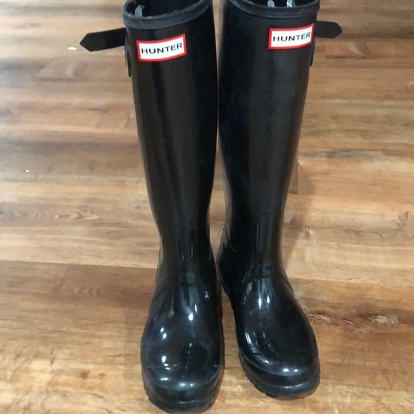 Shoes - Woman’s Hunter Boots size 6